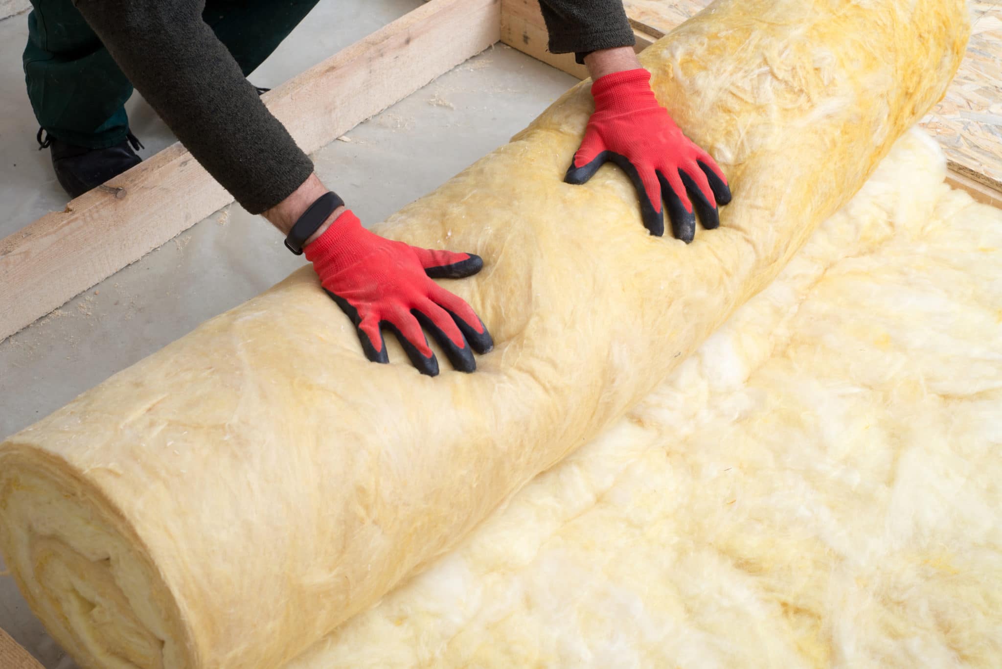 6-tips-to-improve-your-home-s-energy-efficiency-with-attic-insulation